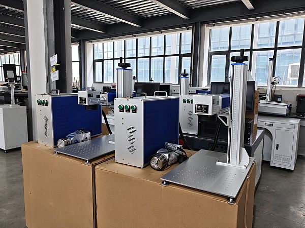 Fiber Laser Marking Machine (6)