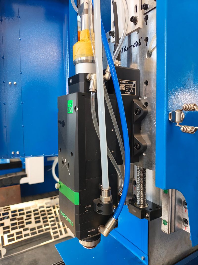 Fiber Laser Cutting Machine (8)