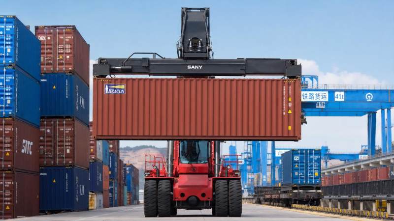 45-Ton Reach Stackers: Key Specs to Compare for Port and Container Yard Operations