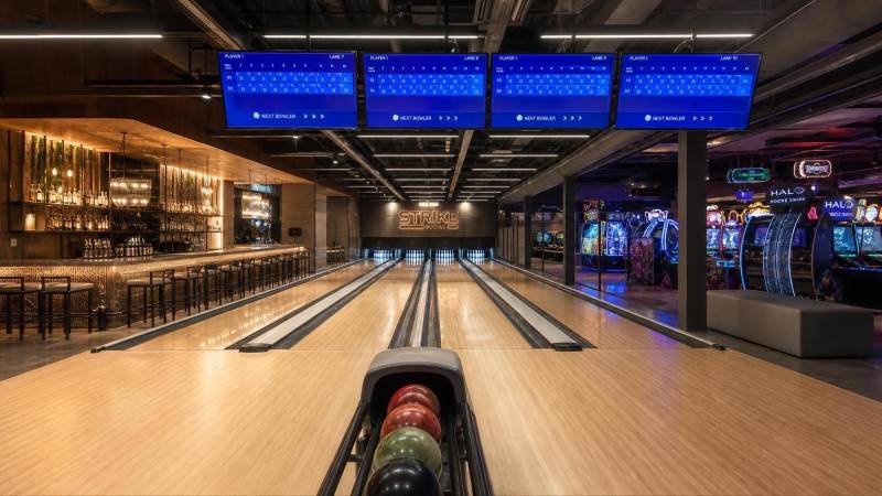 Venue Revenue Per Square Foot in Bowling: How to Benchmark Profit by Lane, Arcade, and F&B