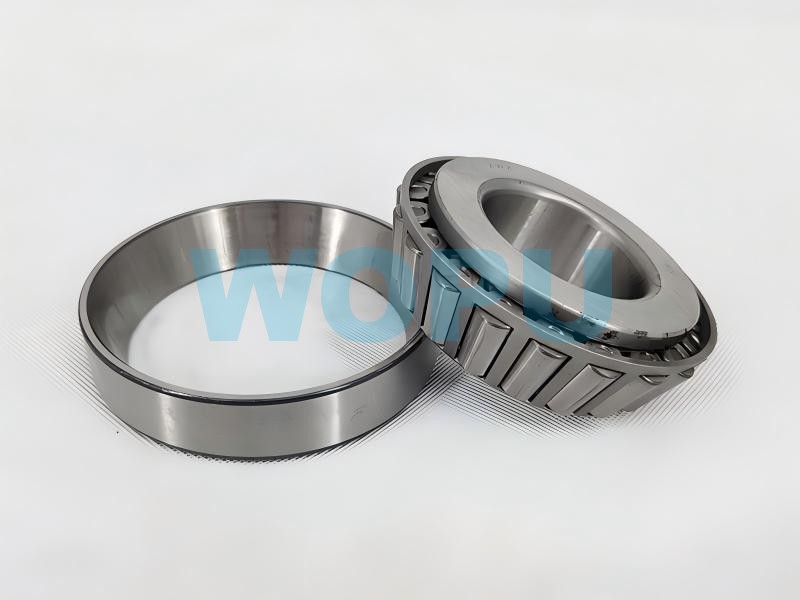 Roulement de différentiel HM813843 / HM813810 pour essieu 459 de camion SINOTRUK HOWO Qingte, pièces détachées pour camions