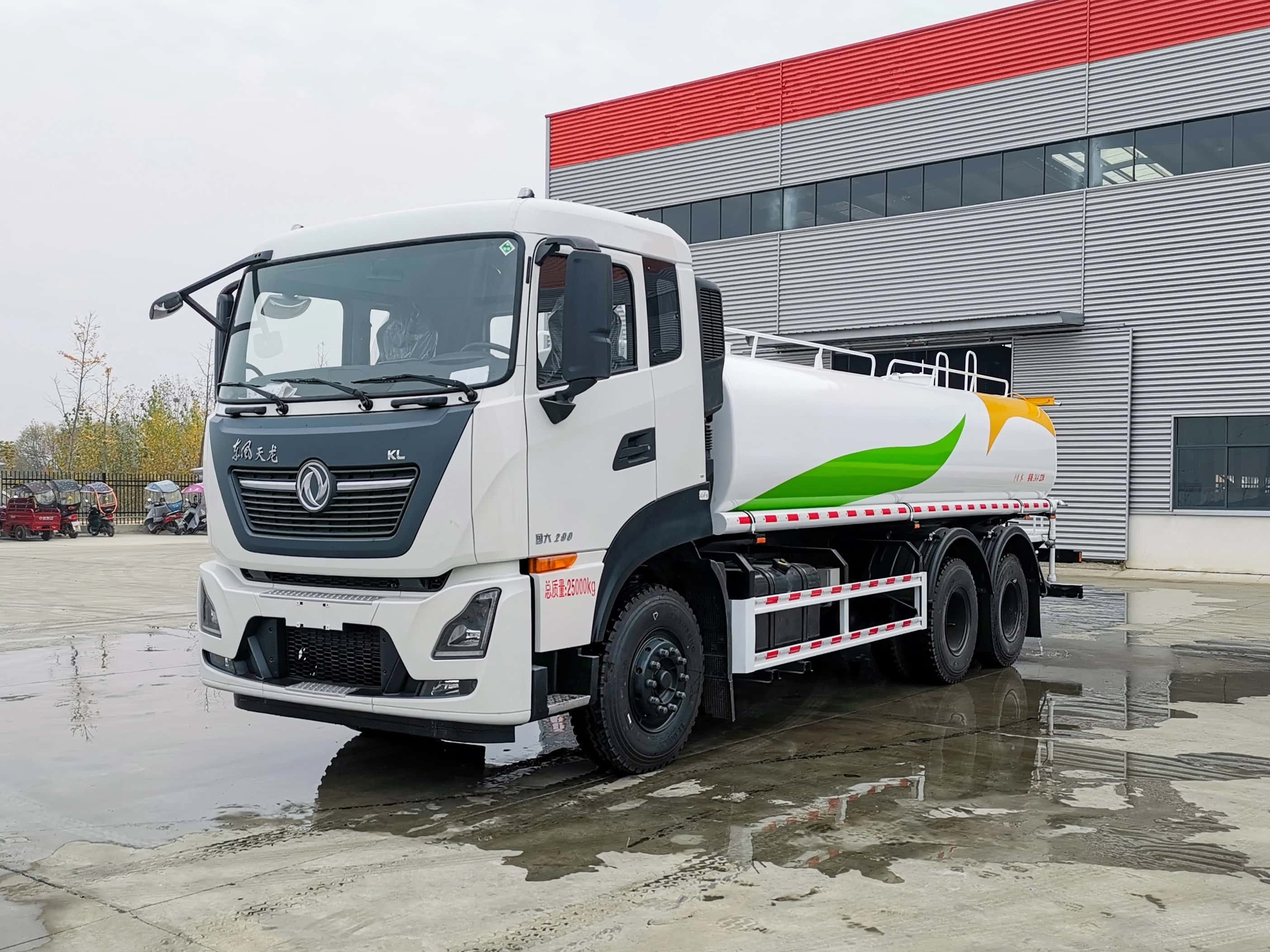 DONGFENG 6x4 Water Tanker Sprinkler Truck 20000L DONGFENG 6x4 Water Tanker Sprinkler Truck 20000L