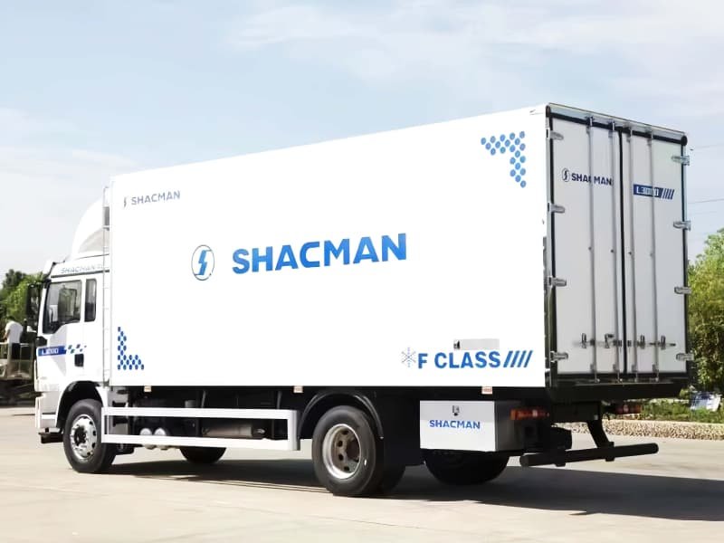 SHACMAN L3000 4x2 20 Ton Refrigerated Truck