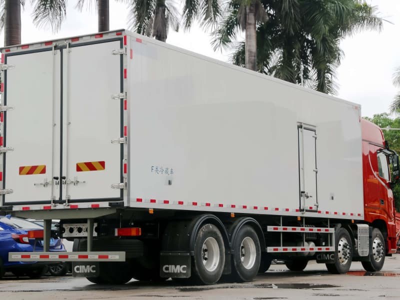 DONGFENG 8X4 Refrigerated Truck-2 DM_20260415112404_001_副本