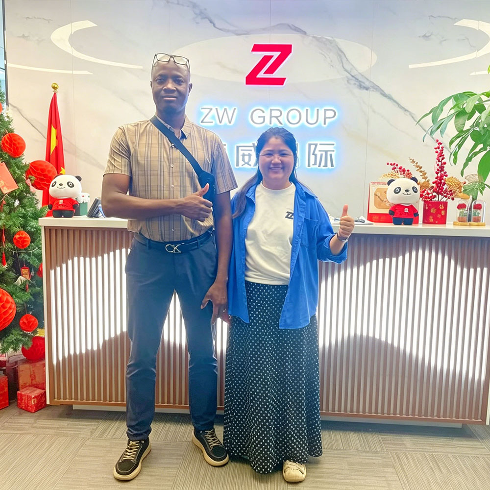 Client from Mali visits ZW Group.