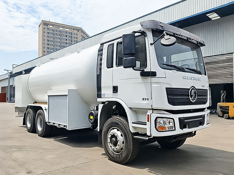 SHACMAN 6x4 20m³ LPG bobtail truck