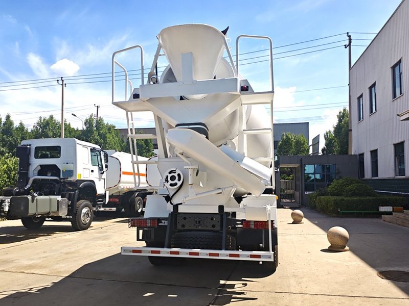 HOWO TX 6x4 371HP Concrete Mixer Truck