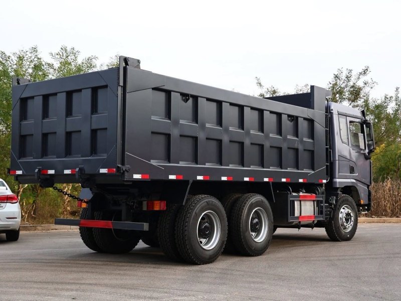 Used SHACMAN X3000 6x4 Dump Truck