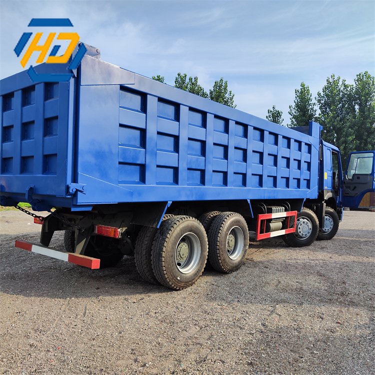 Howo 371 8x4 Dump Truck