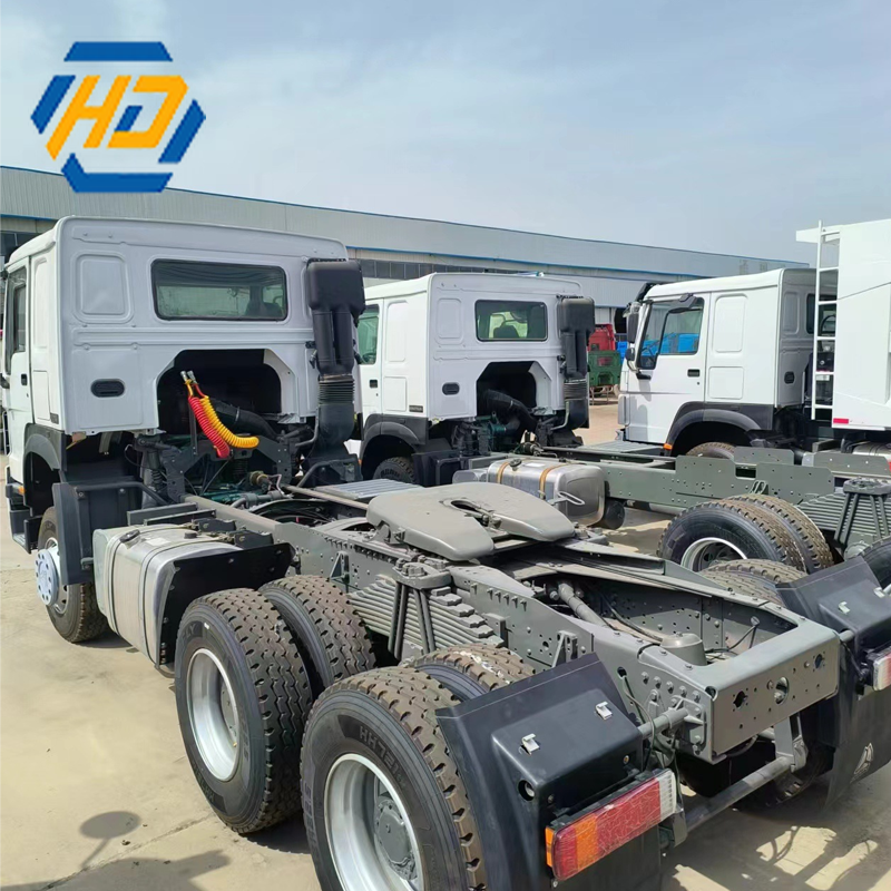 Sinotruk Howo 371HP 6x4 Tractor Truck