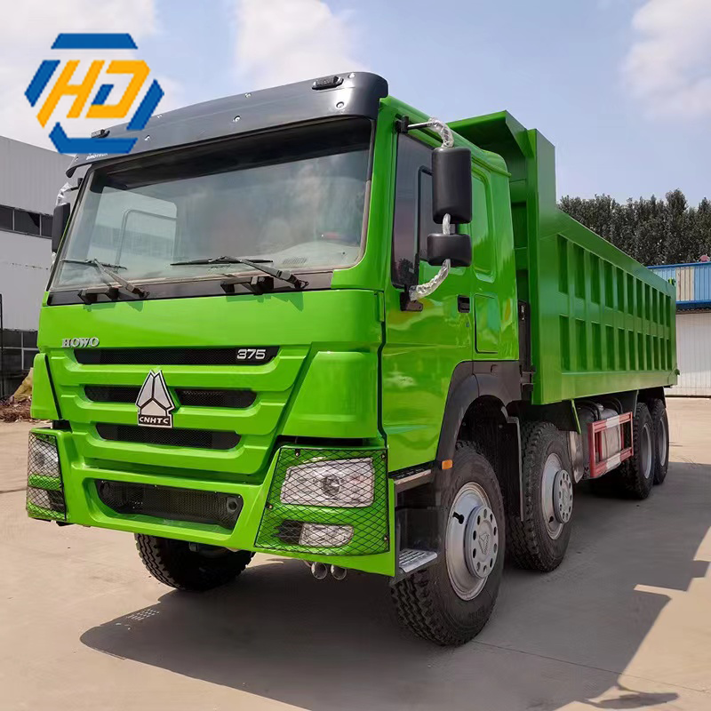 Sinotruk Howo 375HP 8x4 12 wheels Dump Truck Loading 50 Tons