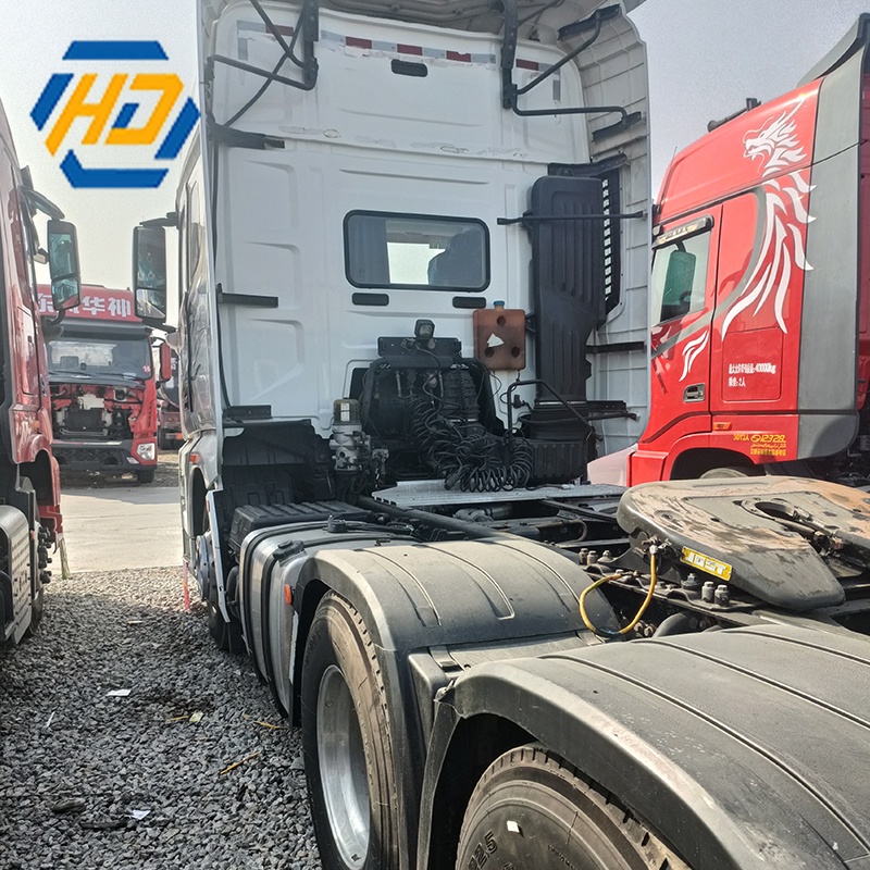 FAW Jiefang J7 Heavy Truck 560HP 6x4 Tractor