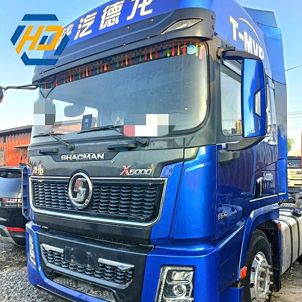 Shacman X5000 6x4 550HP Tractor Head Truck