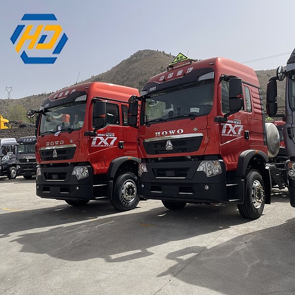 Howo TX7 Heavy Truck 480HP 6x4 LNG Tractor