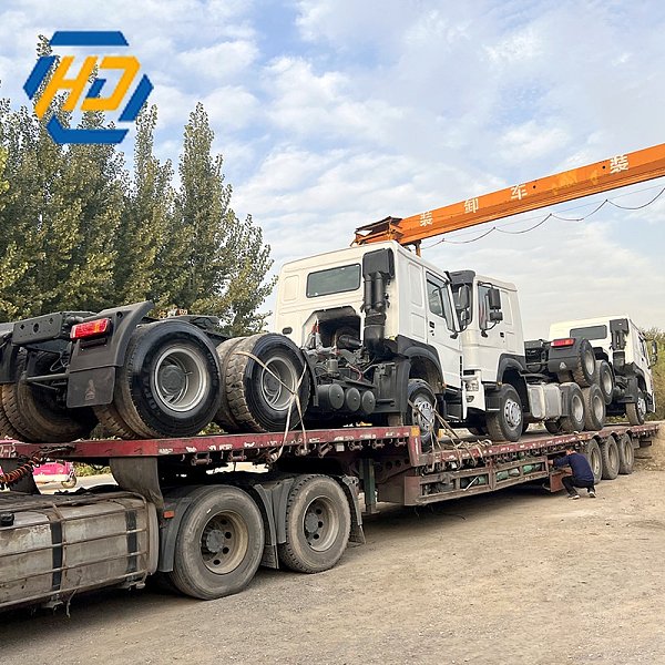 Sinotruk Howo 375 6x4 Tractor Truck