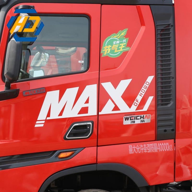 Sinotruk Howo Max Heavy Truck 530HP 4x2 LNG Tractor