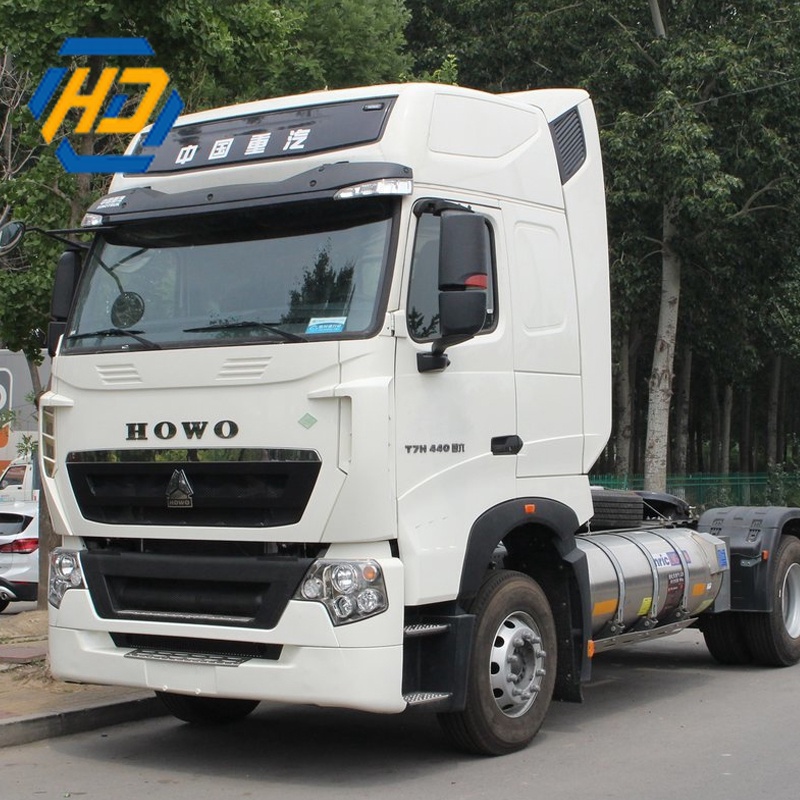 Howo T7H 4x2 440HP Euro 5 Truck Head Tractor