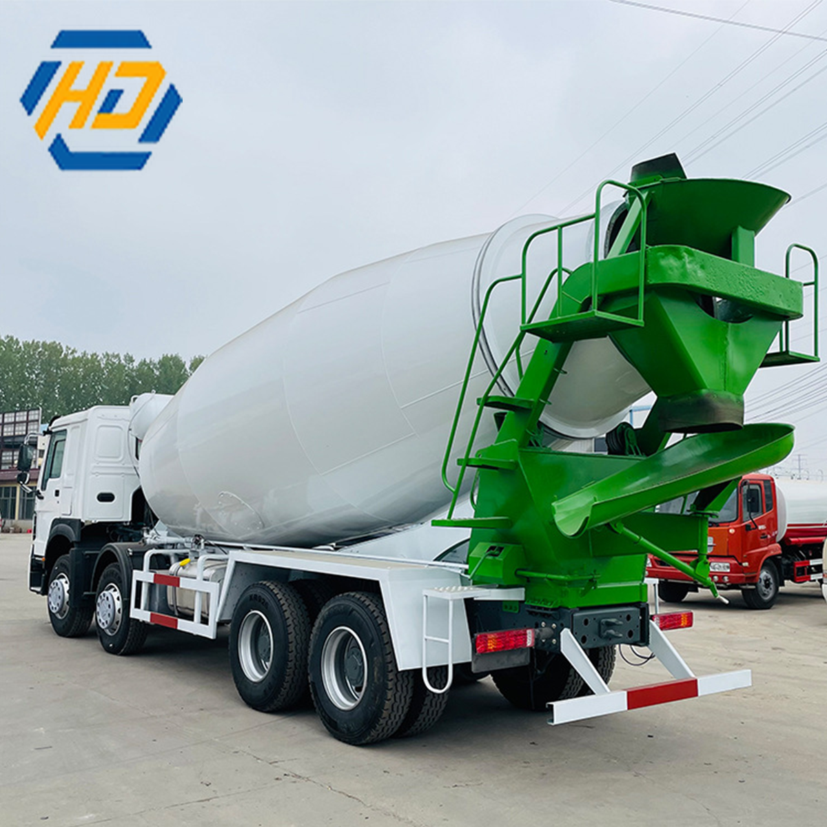 Howo 371 8x4 Concrete Cement Mixer Truck