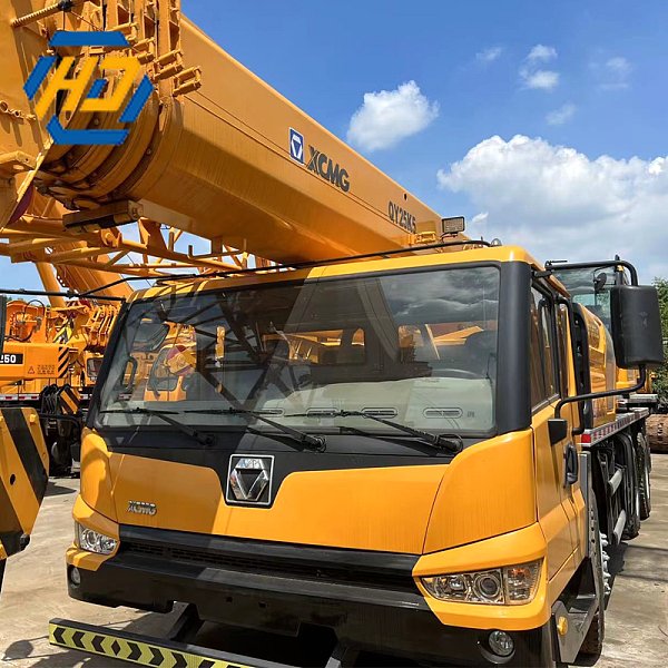 XCMG QY25K5 25 Ton Truck Crane