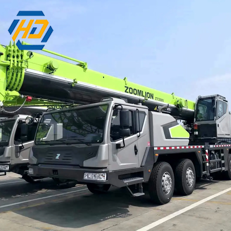 Zoomlion 50 Ton ZTC550V Heavy Truck Crane