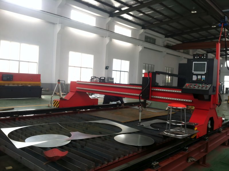 Gantry CNC plasma cutting machine Gantry CNC plasma cutting machine