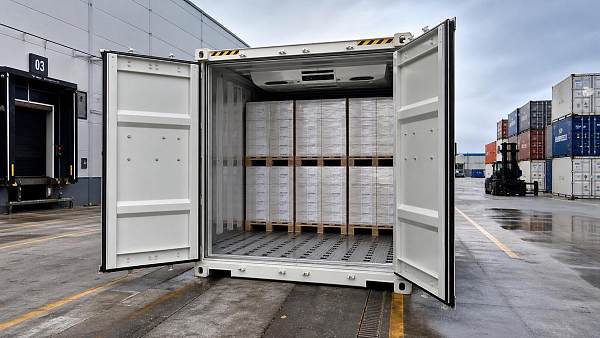 Reefer Container Capacity Explained: How to Calculate Payload, Pallet Count, and Cube