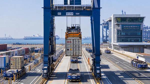 Unmanned Container Terminal Design: Key Systems, Throughput Bottlenecks, and Safety Controls
