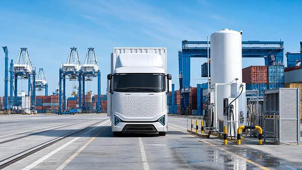 How to Choose a Hydrogen Logistics Vehicle for Port Operations