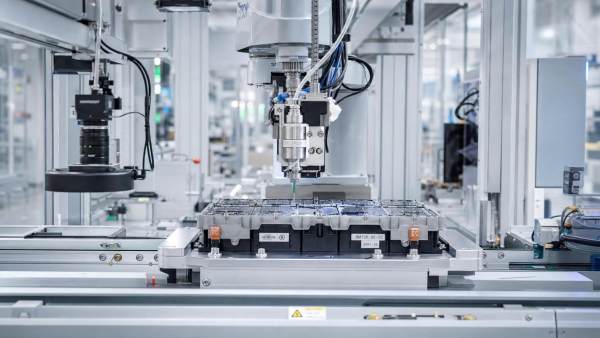 AI Guided Dispensing Equipment: Accuracy, Throughput, and ROI Compared