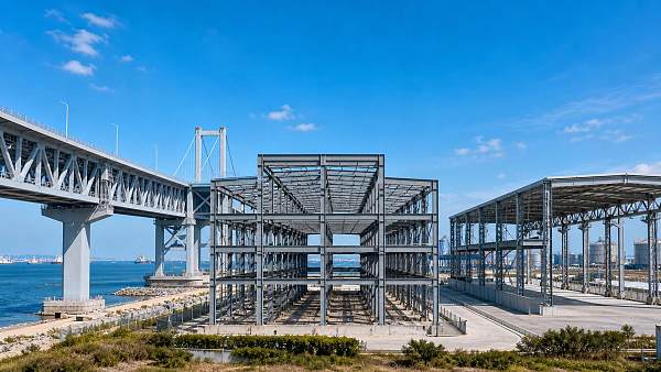 Steel Structure Fluorocarbon Coating vs PU Topcoat: Which Lasts Longer Outdoors?
