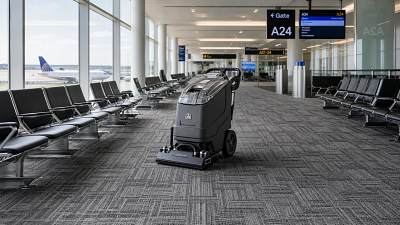 Commercial Carpet Extractors for Airports: What to Compare Before You Buy