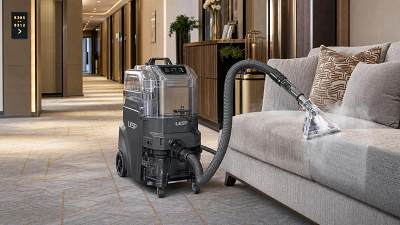 Commercial Steam Cleaners: Which Specs Matter Most for Deep Cleaning Carpet and Upholstery?