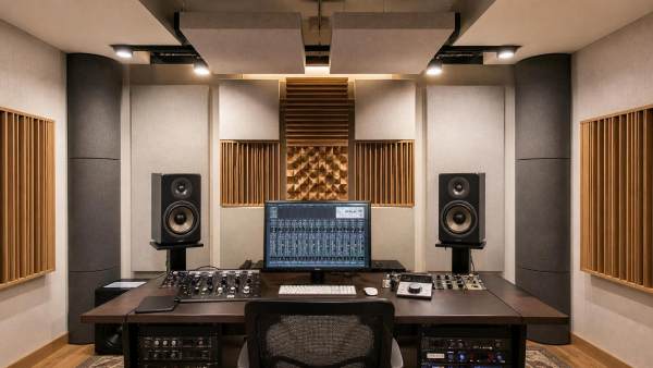 How much difference do studio acoustic treatment systems make in small rooms