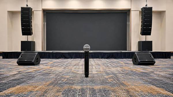 How to prevent feedback when using handheld wireless microphones