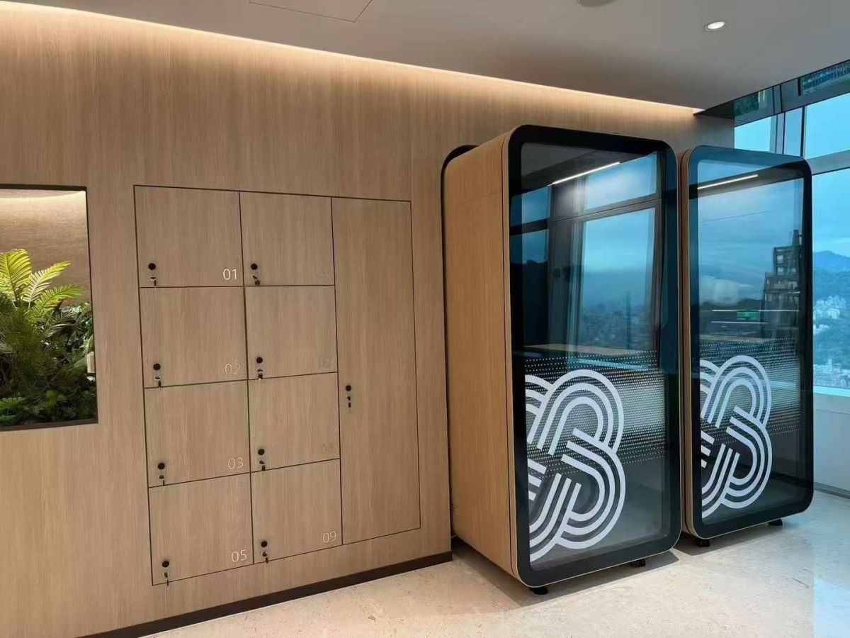 1733388632307 telebooth acoustic office cabin