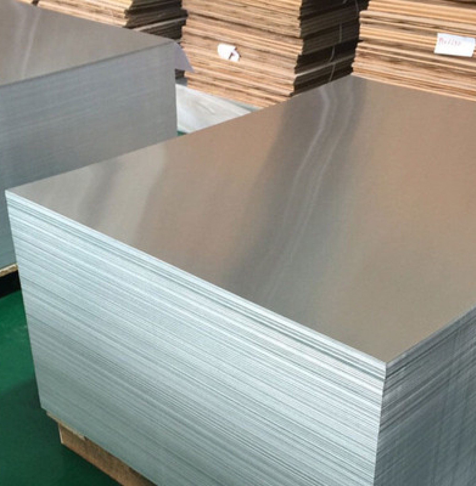 In-Depth Performance Comparison of Mainstream Aluminum Sheet Materials: Refined Material Selection Empowers Lightweight Upgrading Across Industries In-Depth Performance Comparison of Mainstream Aluminum Sheet Materials: Refined Material Selection Empowers Lightweight Upgrading Across Industries