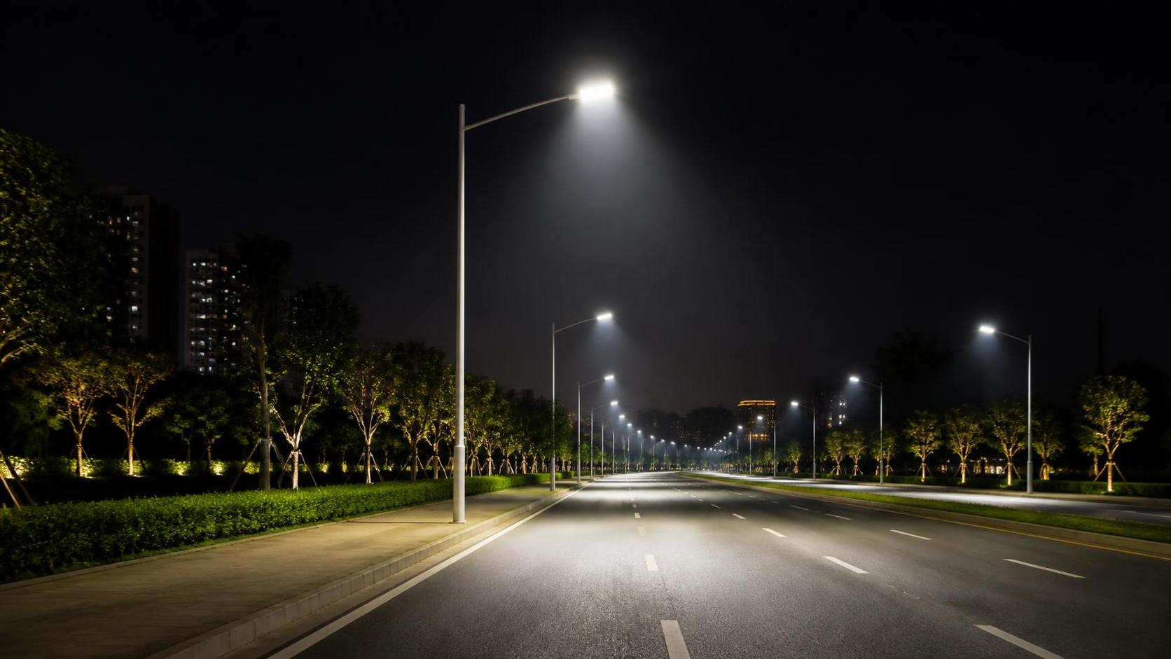 How LED Street Light Lens Beam Angle Affects Road Uniformity and Glare