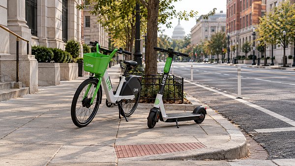 Washington DDOT to Fine Operators Over Improperly Parked E-Bikes and Scooters