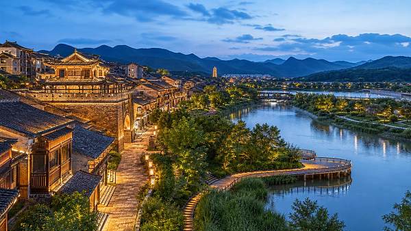 Cultural Tourism Revenue Models That Respect Local Identity