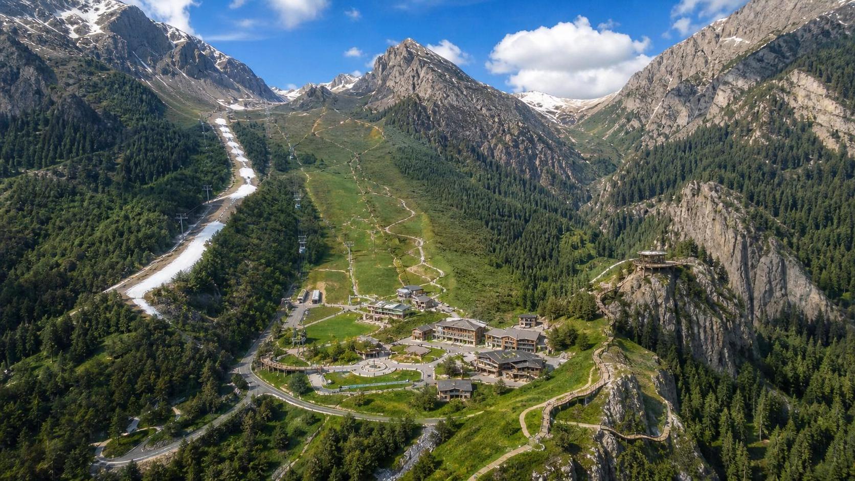 How to Plan a Four Season Mountain Destination for Year-Round Visitor Demand