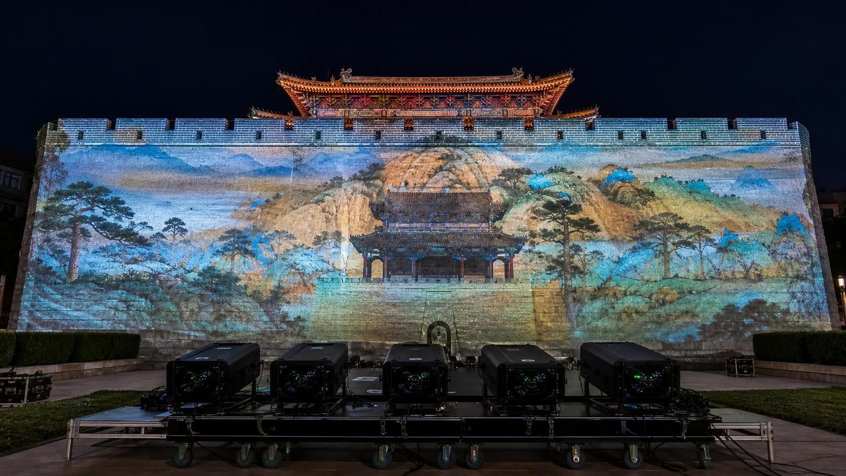 How to Choose a High Brightness Projection System for Live Heritage Shows