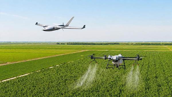 Agricultural Drone Systems: Fixed-Wing vs Multirotor for Mapping and Spraying