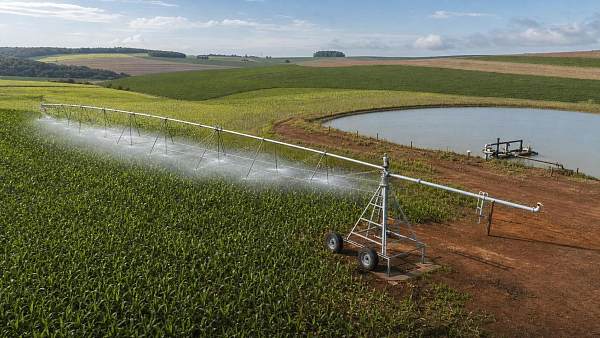 Center Pivot Technology in Brazil: What Buyers Should Check for Local Conditions