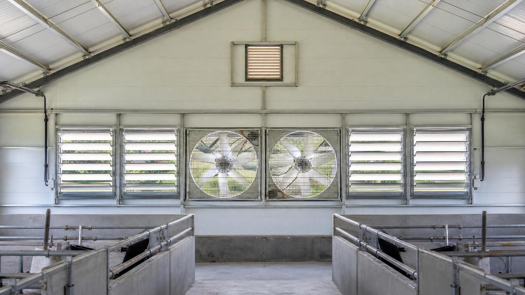How Livestock Ventilation Shutters Affect Airflow, Pressure and Maintenance