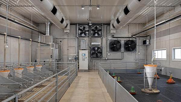 Livestock Air Quality Management in the Netherlands: Lessons for Barn Design