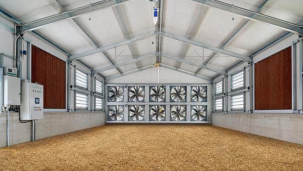 What Drives the Total Cost of Poultry Ventilation Systems in New House Construction?