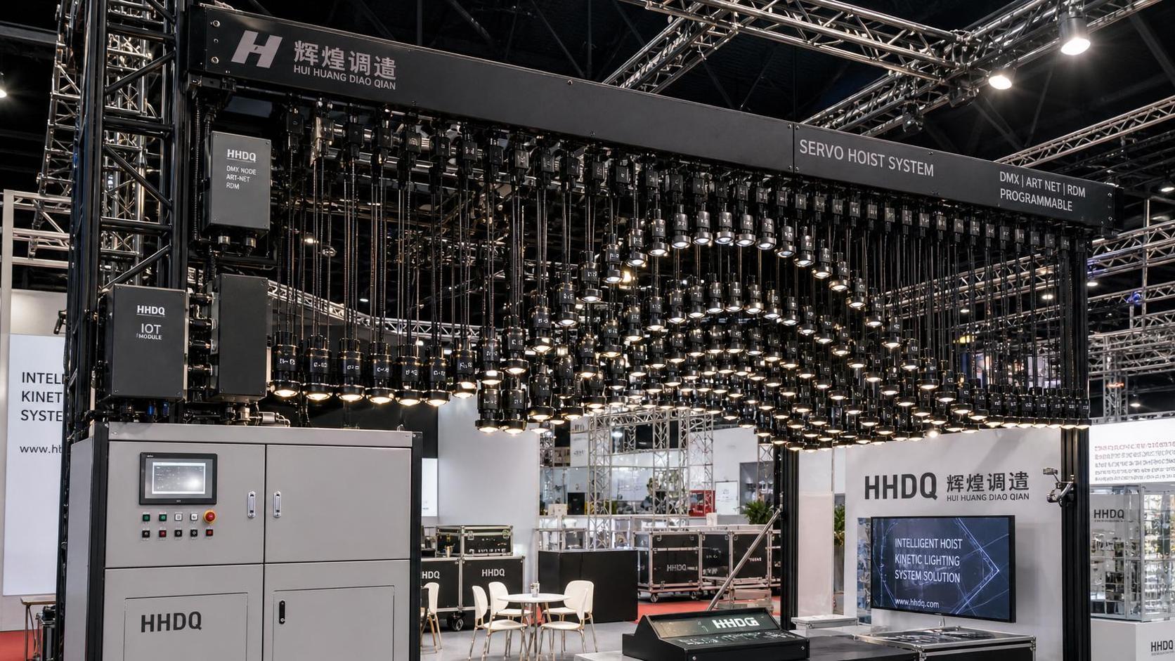 Thai Industry Show Highlights New Focus on Kinetic Lights