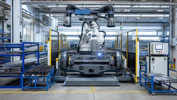 Welding Automation for Metal Fabrication: How to Choose the Right Cell Setup