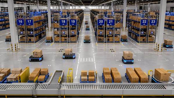 How AMR Fleet Route Optimization Reduces Warehouse Travel Time and Bottlenecks