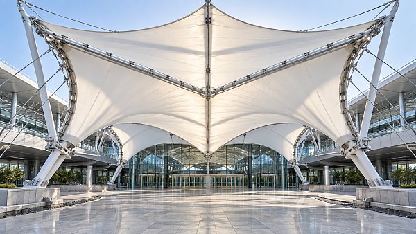 When PTFE-coated industrial fabrics are the right choice for tensile roofs